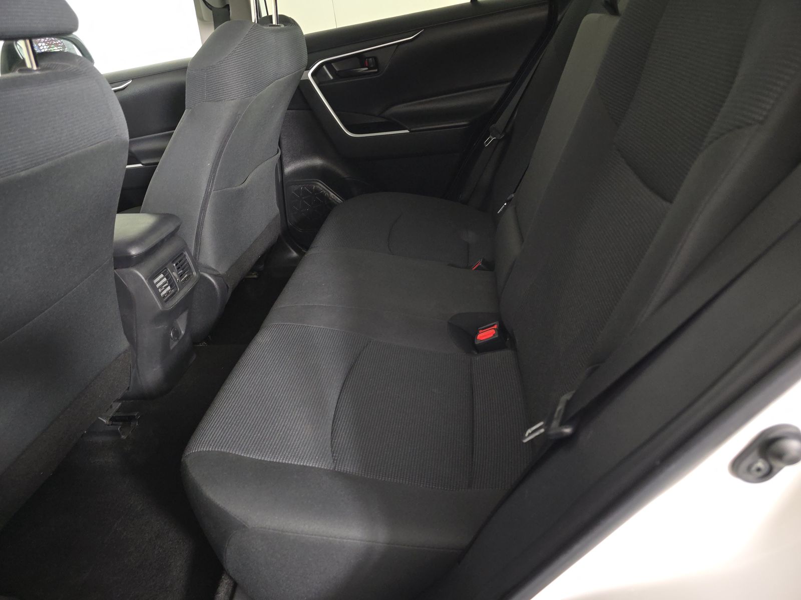 2023 Toyota RAV4 LE FWD