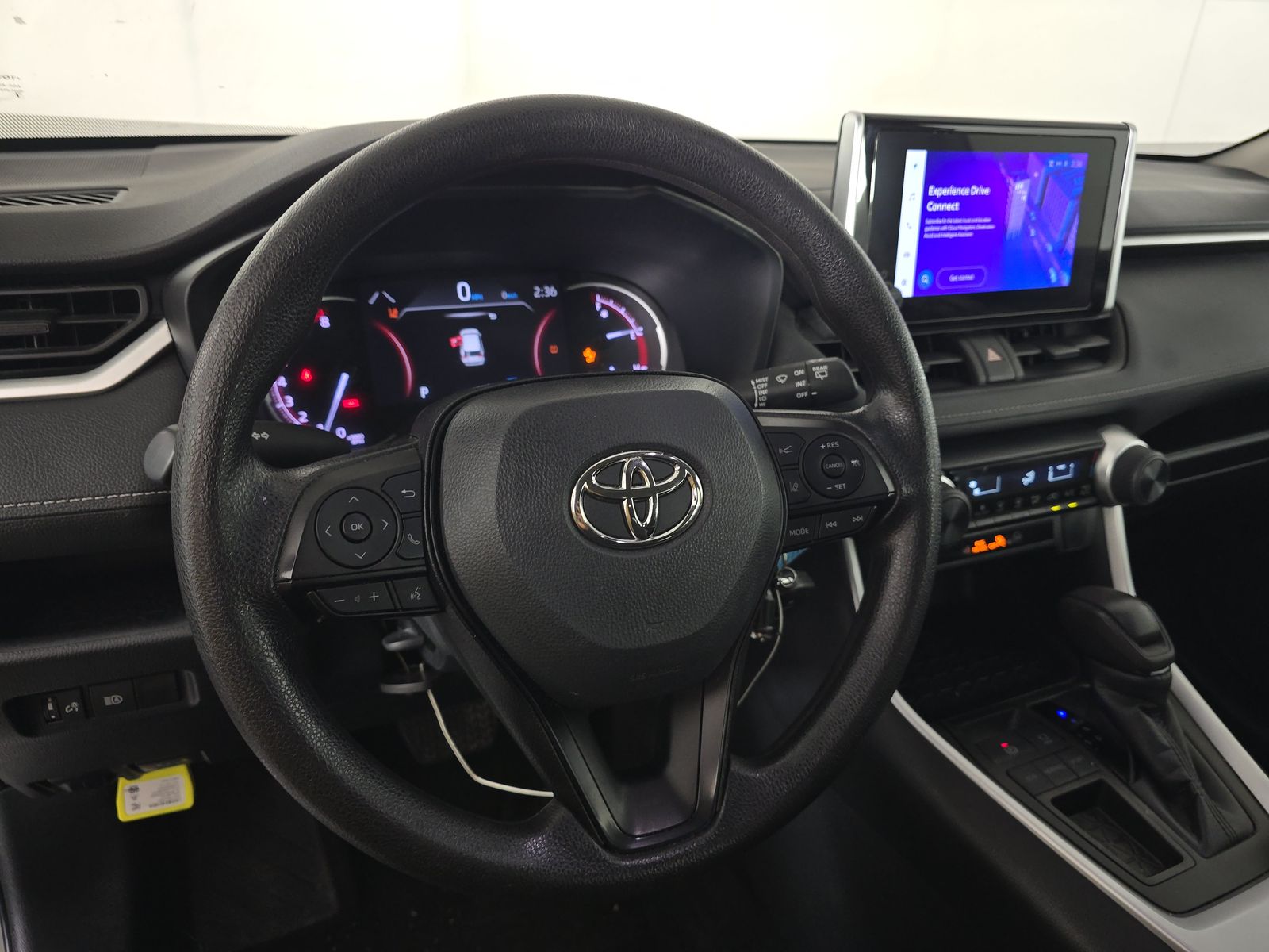 2023 Toyota RAV4 LE FWD