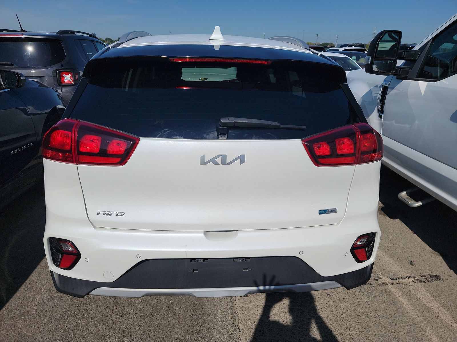 2022 Kia Niro LXS SE FWD
