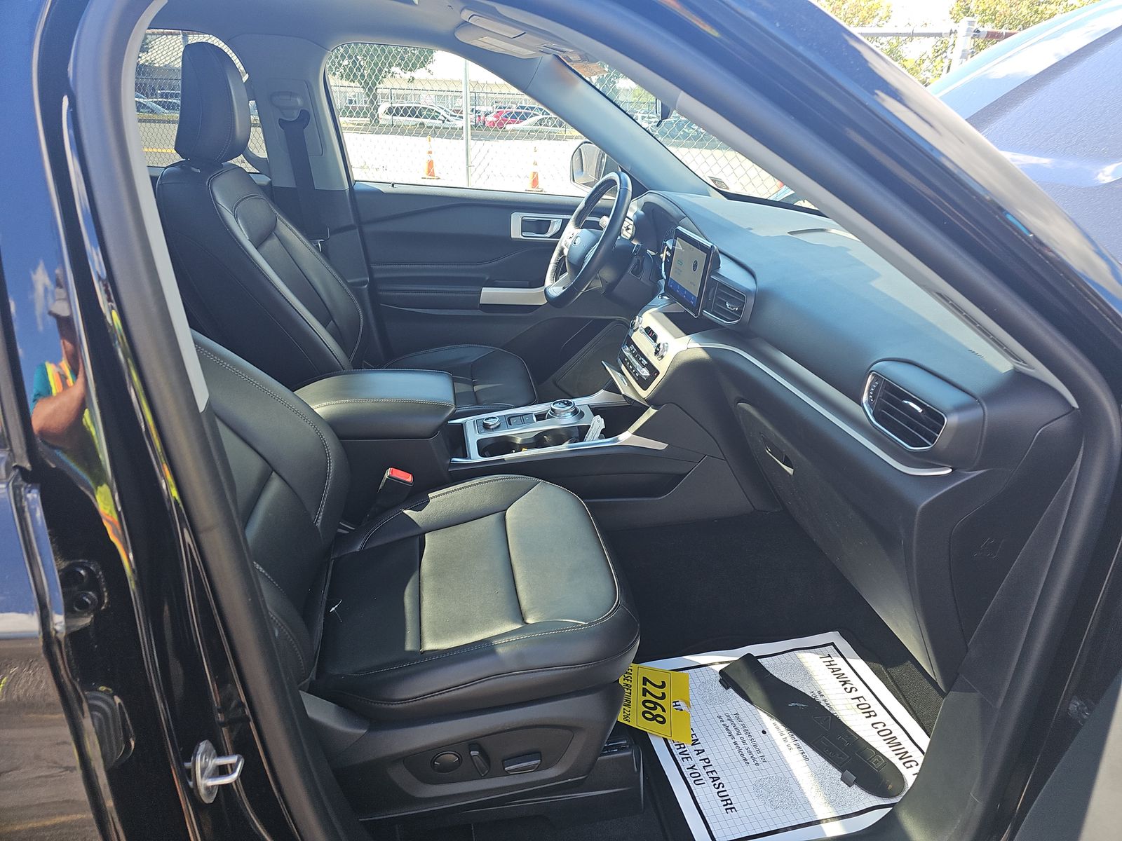 2022 Ford Explorer XLT AWD