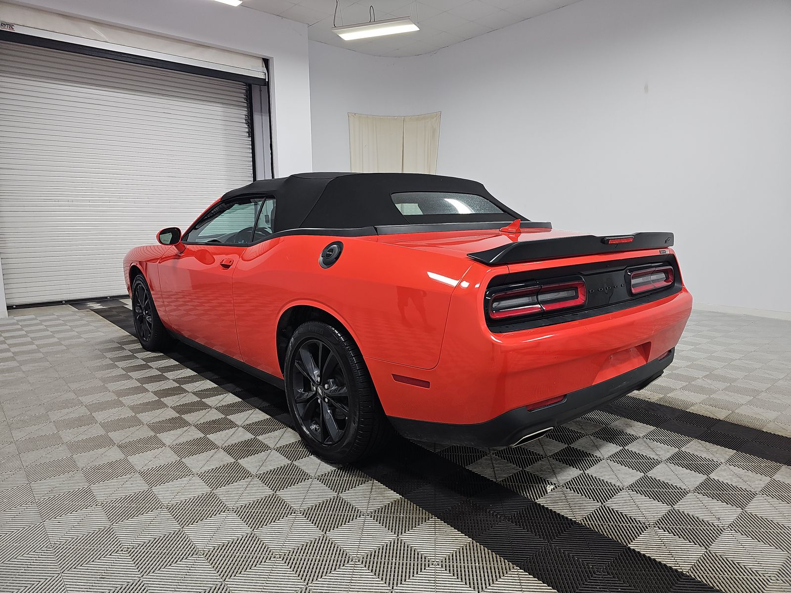 2022 Dodge Challenger SXT AWD
