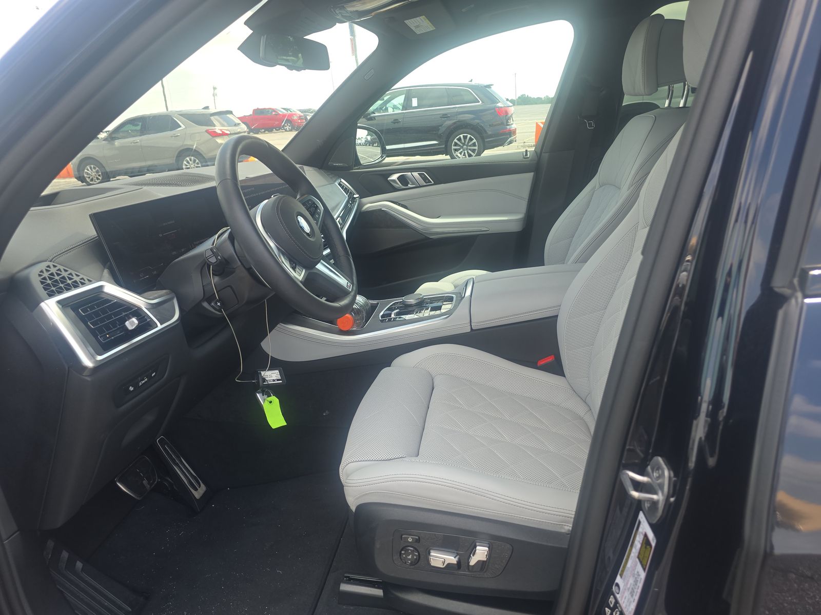 2025 BMW X5 xDrive40i AWD