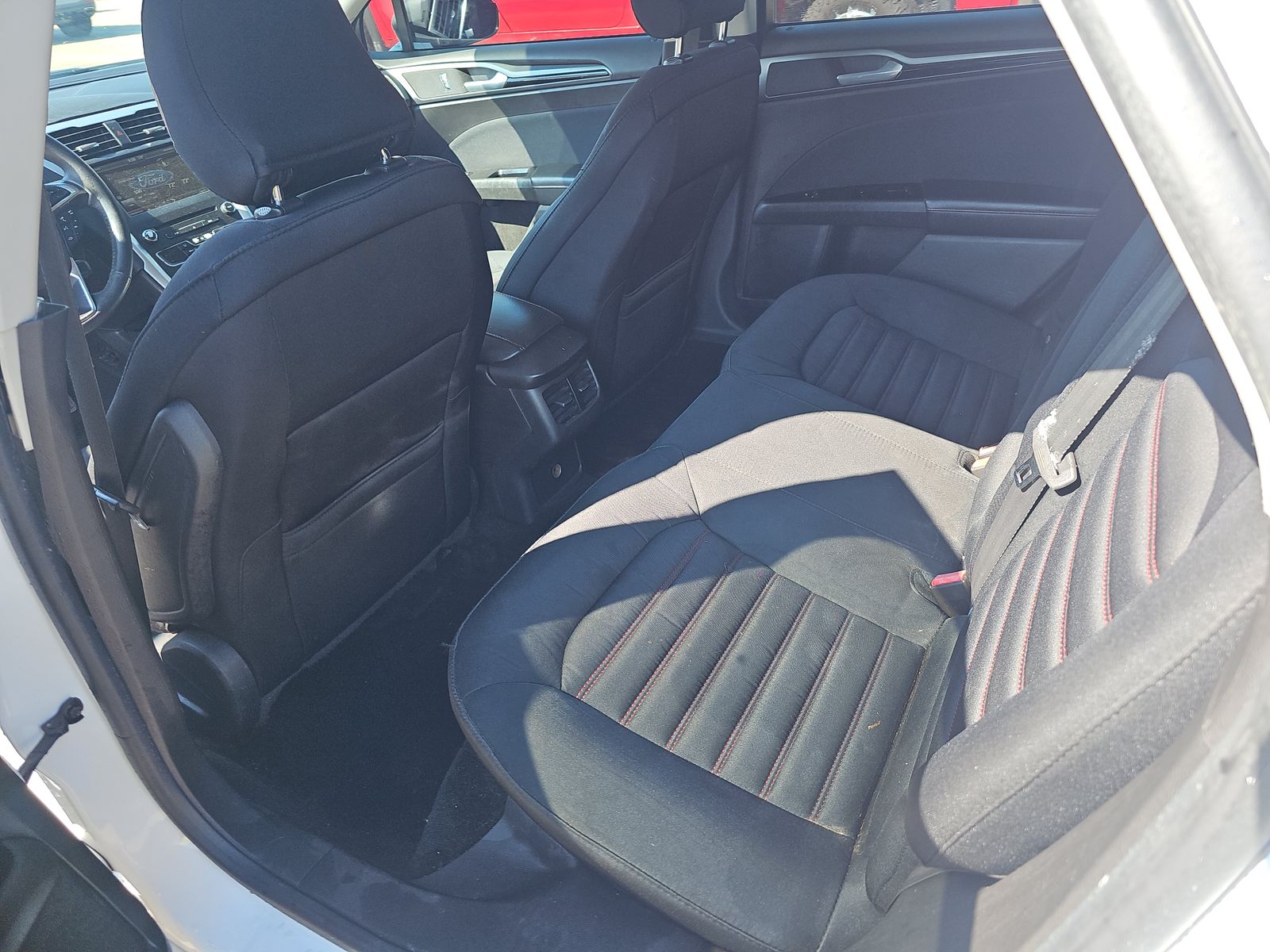 2016 Ford Fusion SE FWD