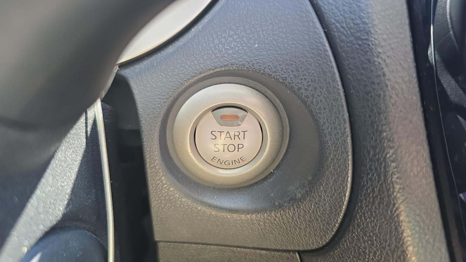2016 Nissan JUKE SL FWD