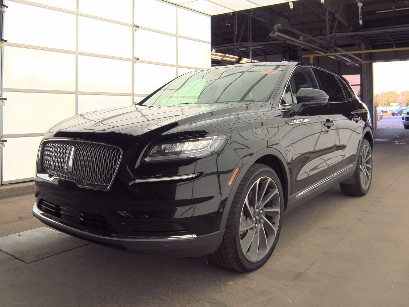 2022 Lincoln Nautilus Reserve AWD