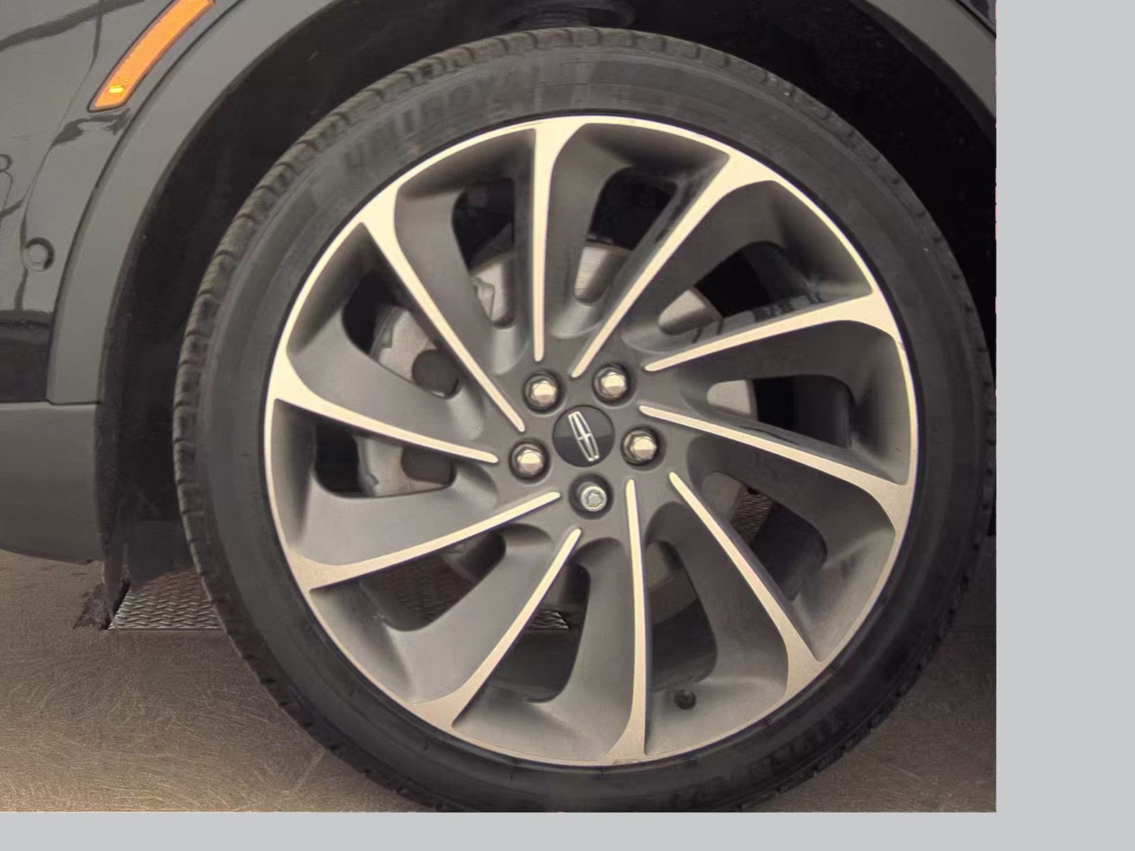 2022 Lincoln Nautilus Reserve AWD