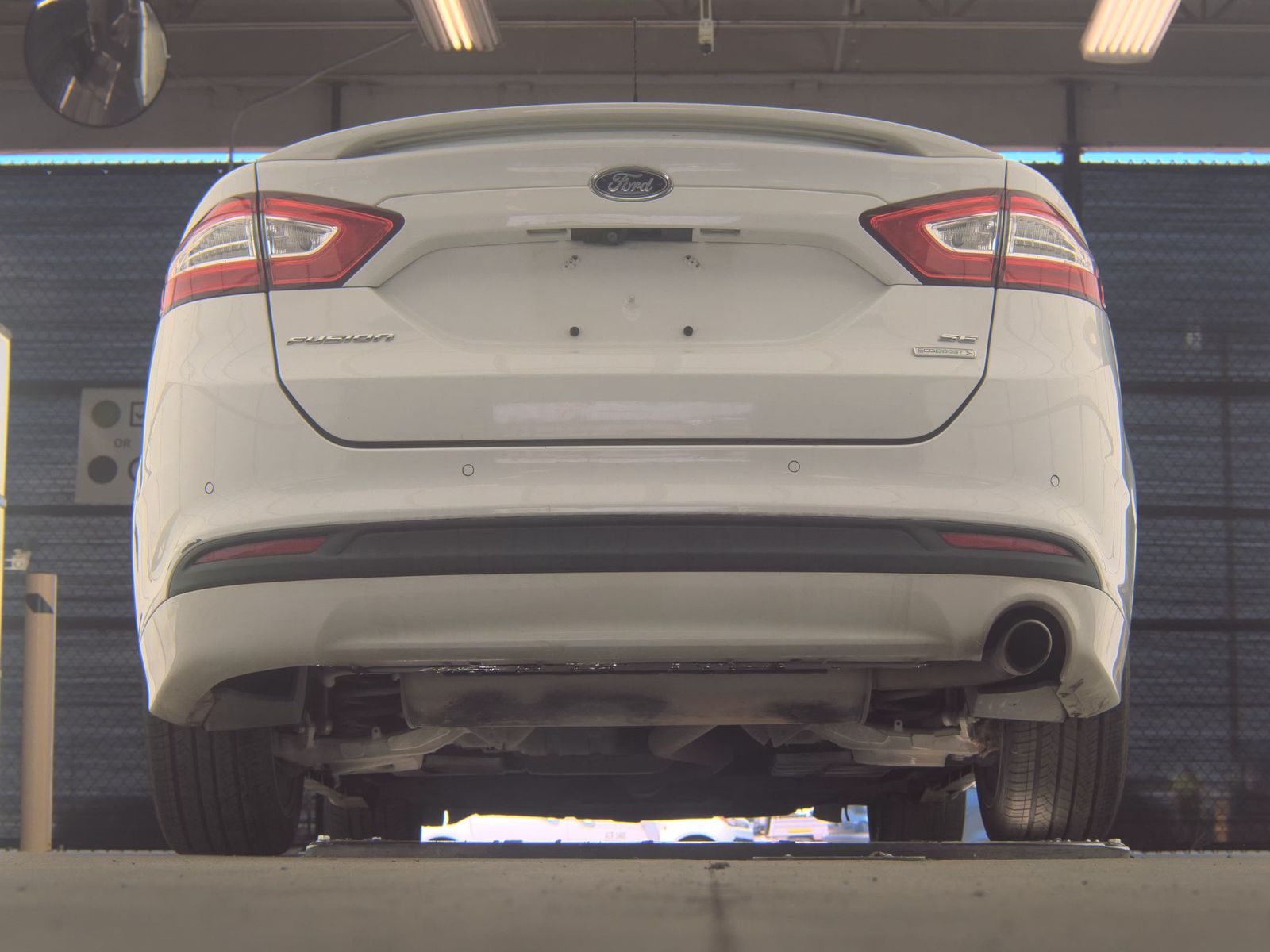 2016 Ford Fusion SE FWD