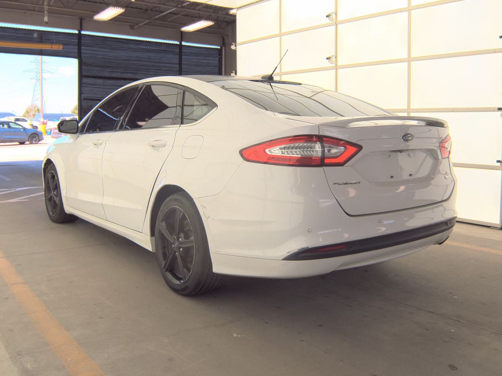 2016 Ford Fusion SE FWD