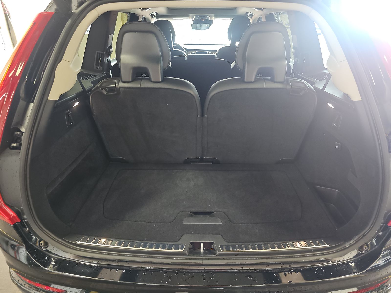 2018 Volvo XC90 T5 Momentum AWD