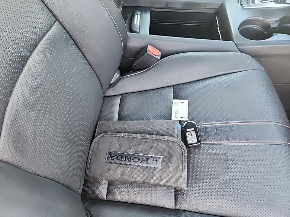 2022 Honda Pilot TrailSport AWD