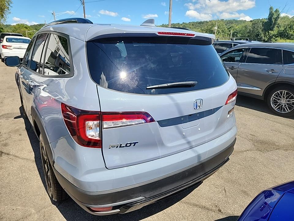 2022 Honda Pilot TrailSport AWD