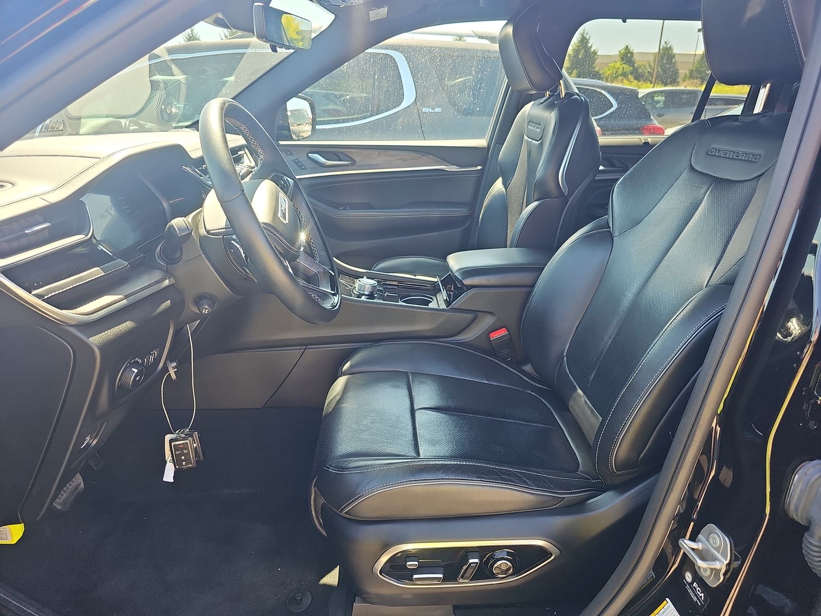 2022 Jeep Grand Cherokee Overland AWD