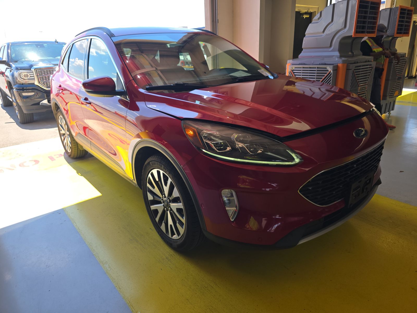 2020 Ford Escape Hybrid Titanium AWD