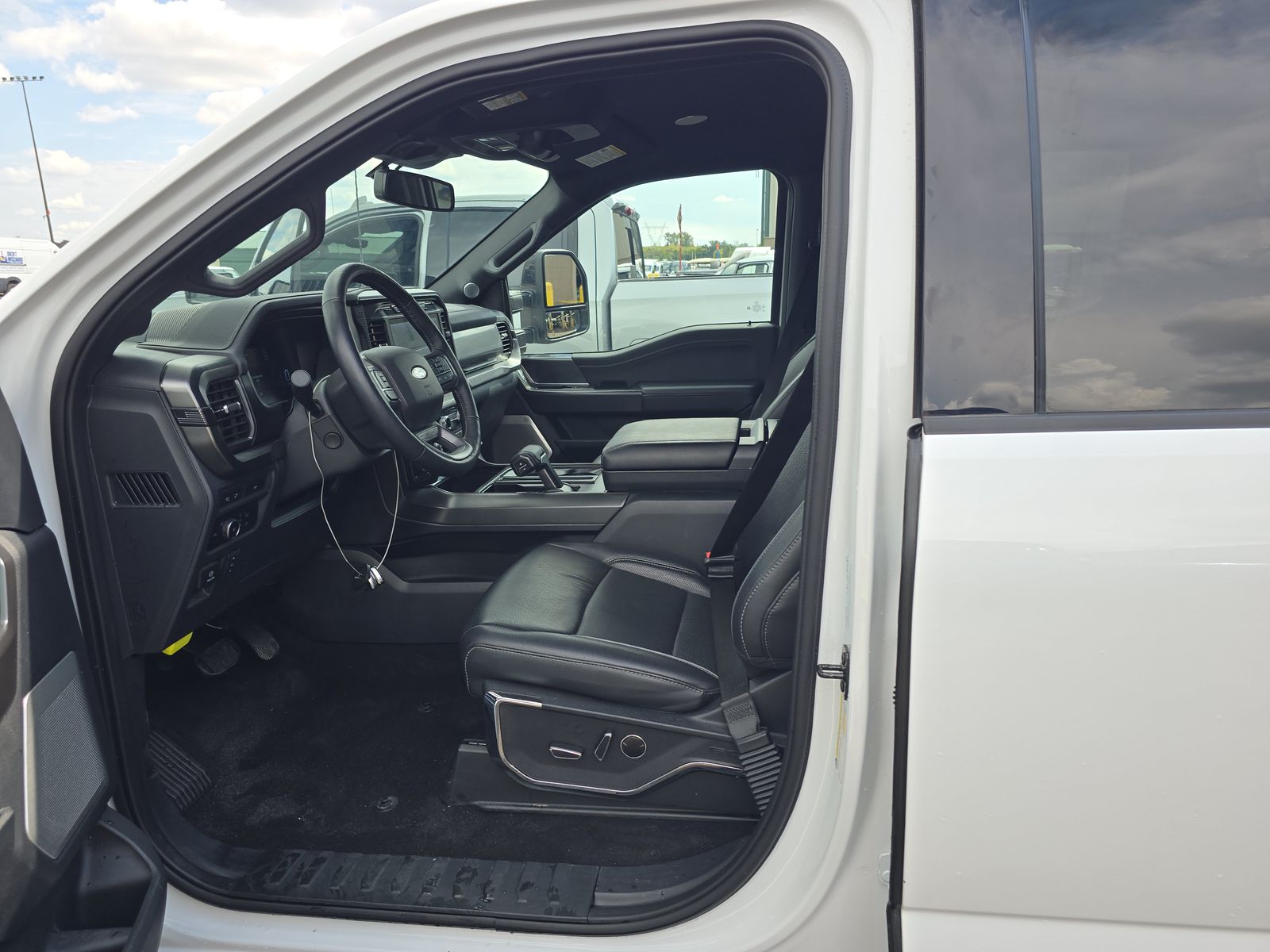 2024 Ford F-150 Lariat AWD