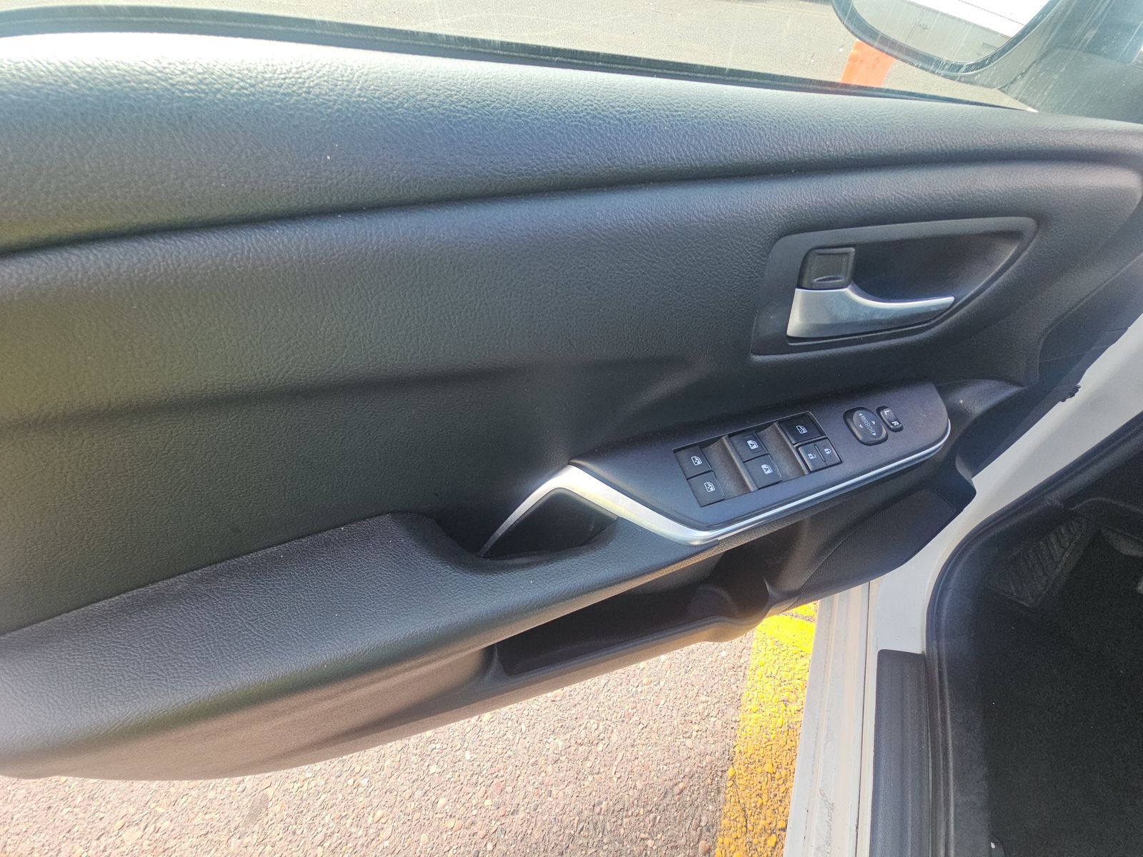 2016 Toyota Camry SE FWD