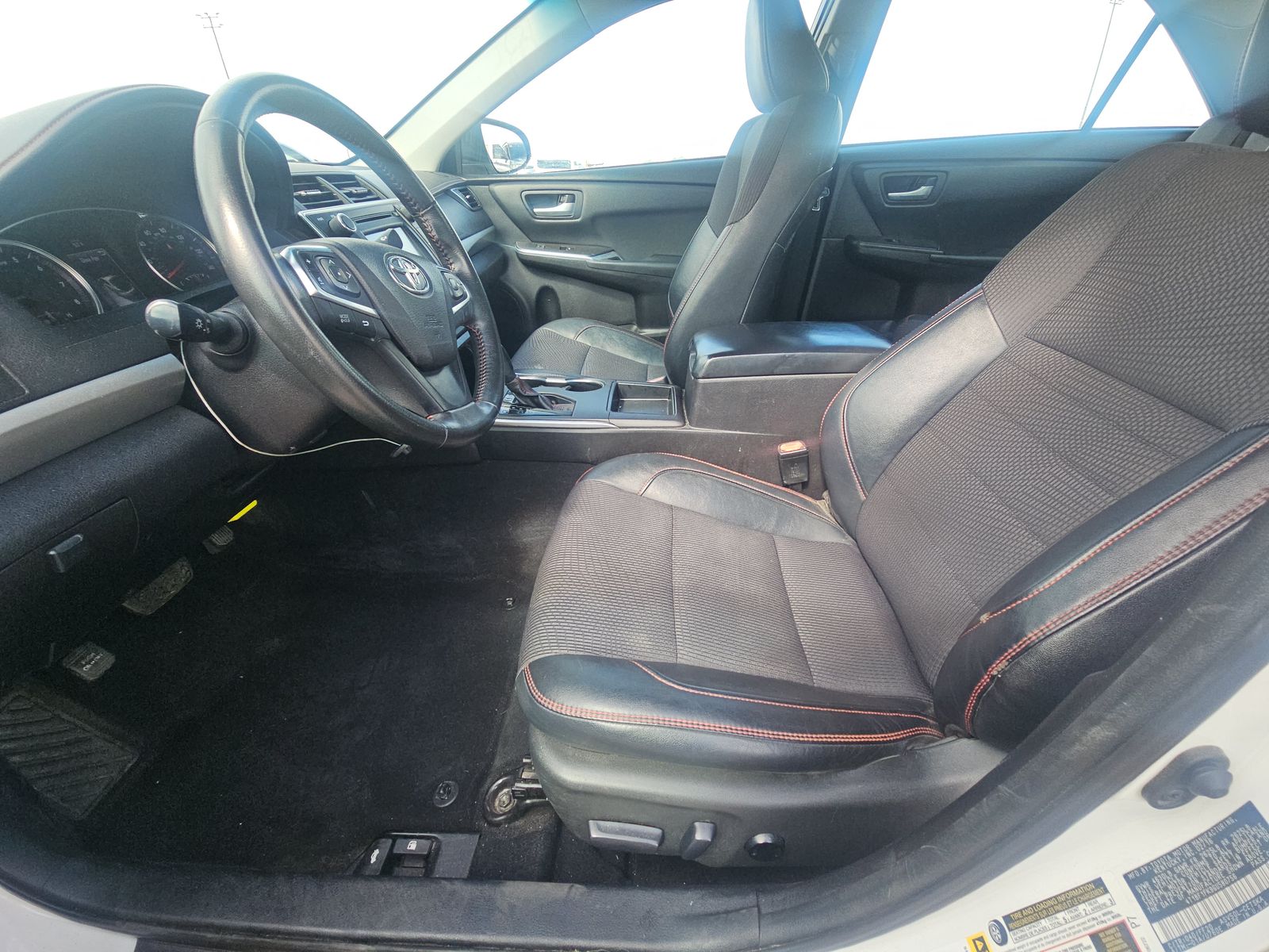 2016 Toyota Camry SE FWD