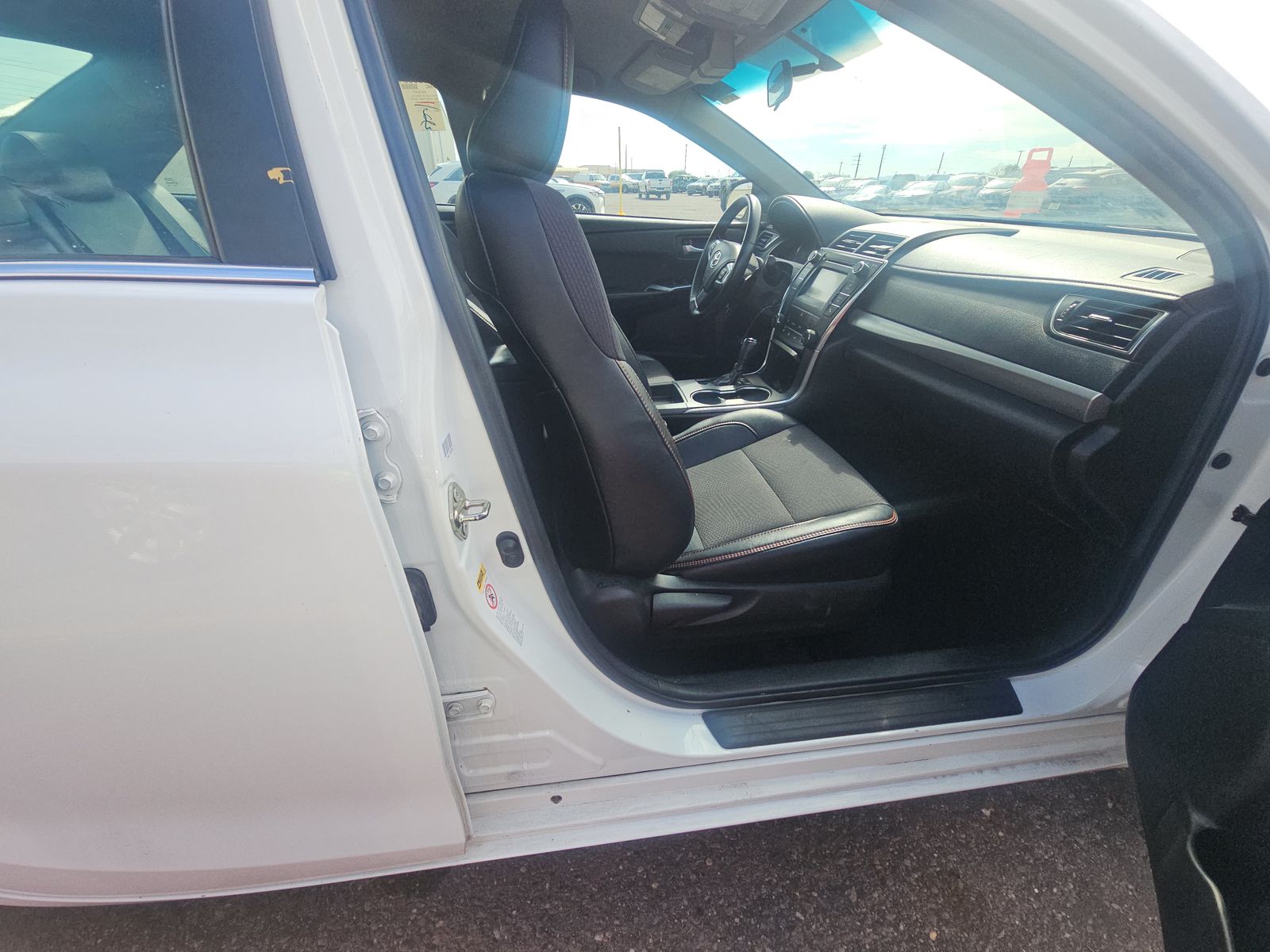 2016 Toyota Camry SE FWD