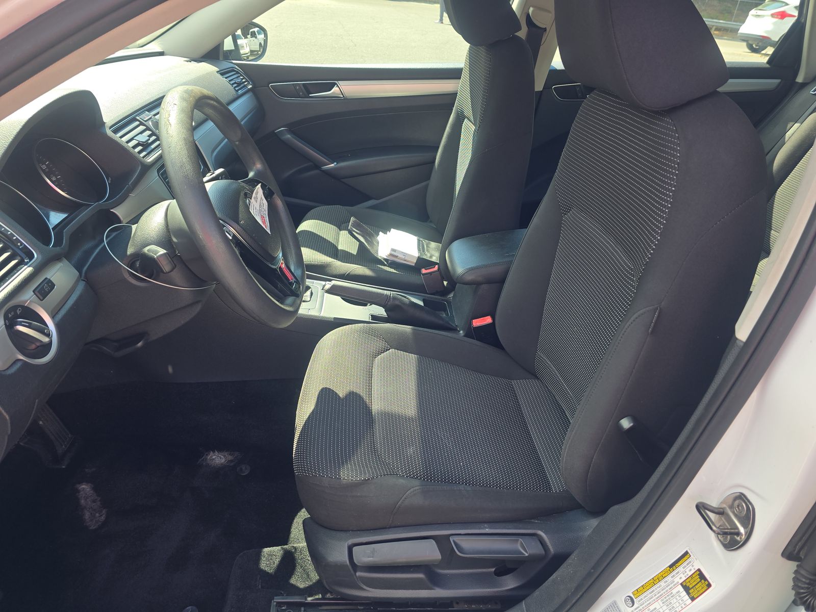 2017 Volkswagen Passat 1.8T S FWD