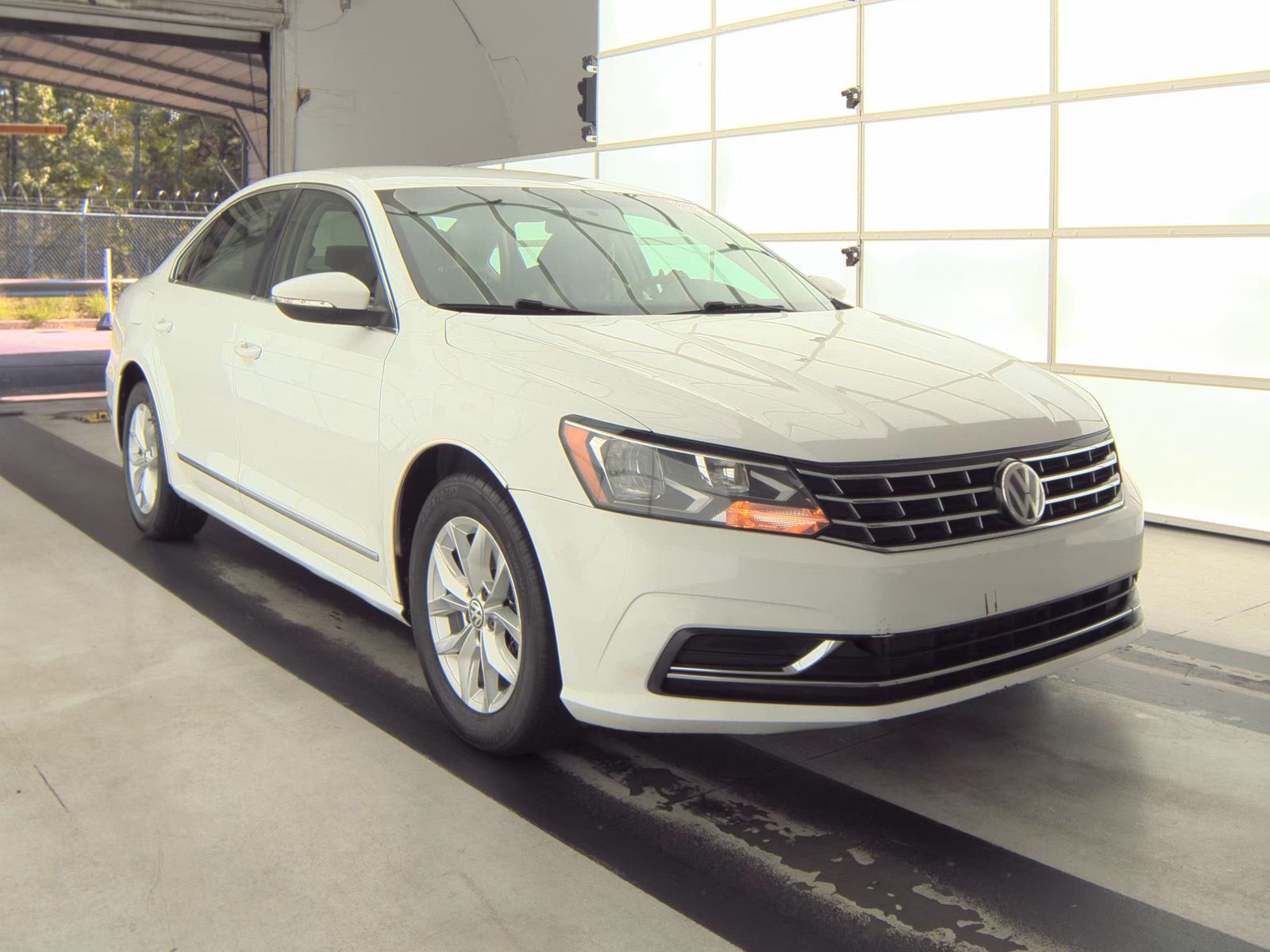 2017 Volkswagen Passat 1.8T S FWD