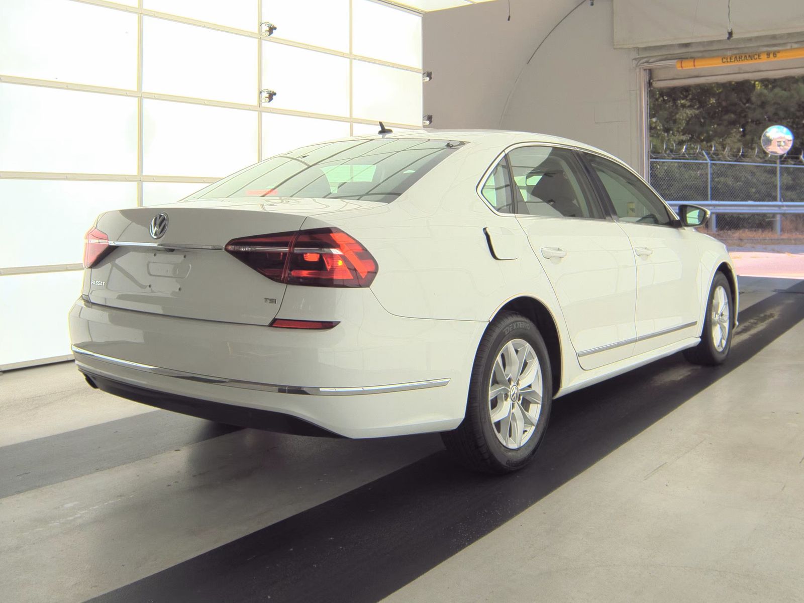 2017 Volkswagen Passat 1.8T S FWD