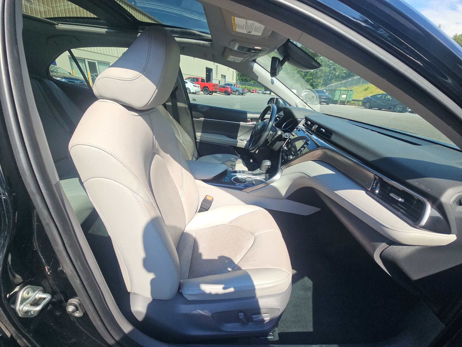 2020 Toyota Camry XSE FWD