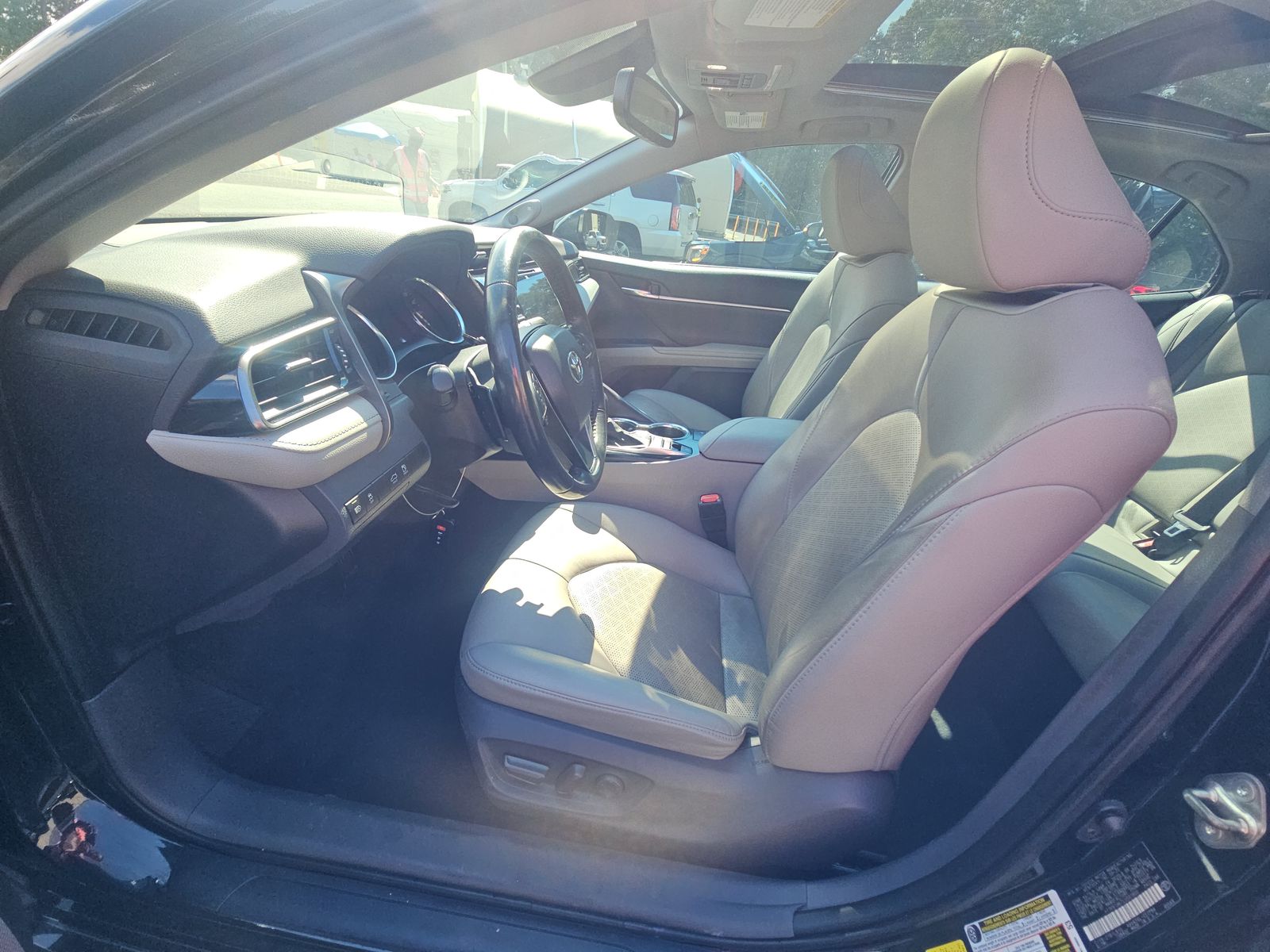 2020 Toyota Camry XSE FWD