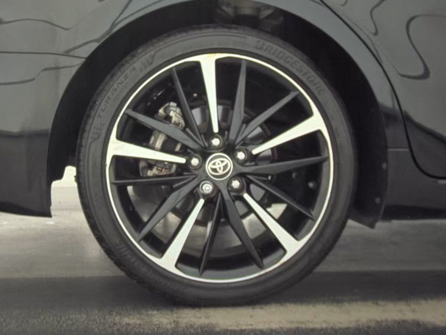 2020 Toyota Camry XSE FWD