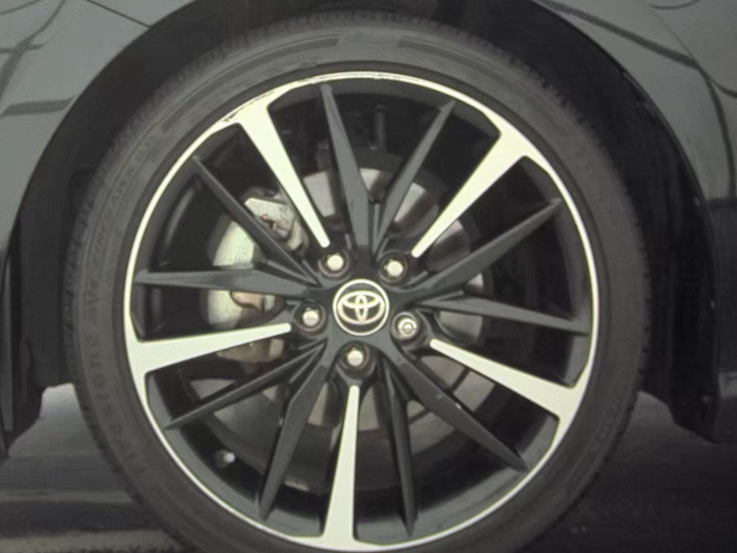 2020 Toyota Camry XSE FWD