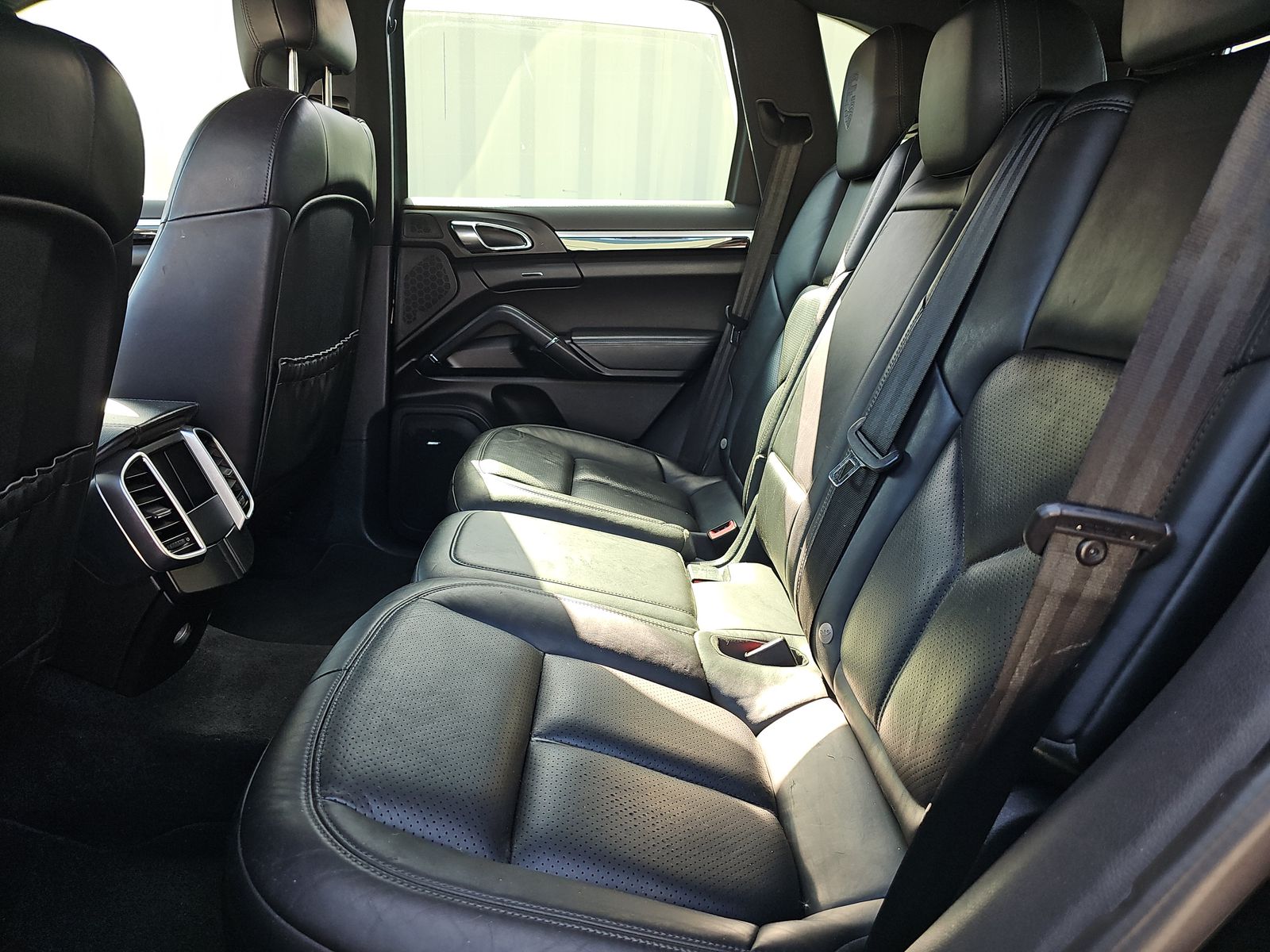 2017 Porsche Cayenne Platinum Edition AWD