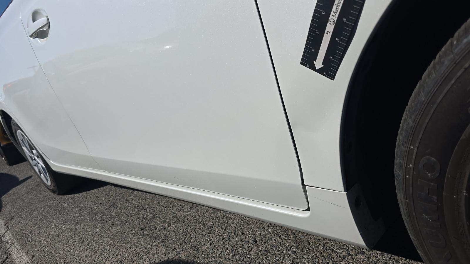 2014 Toyota Prius v Two FWD