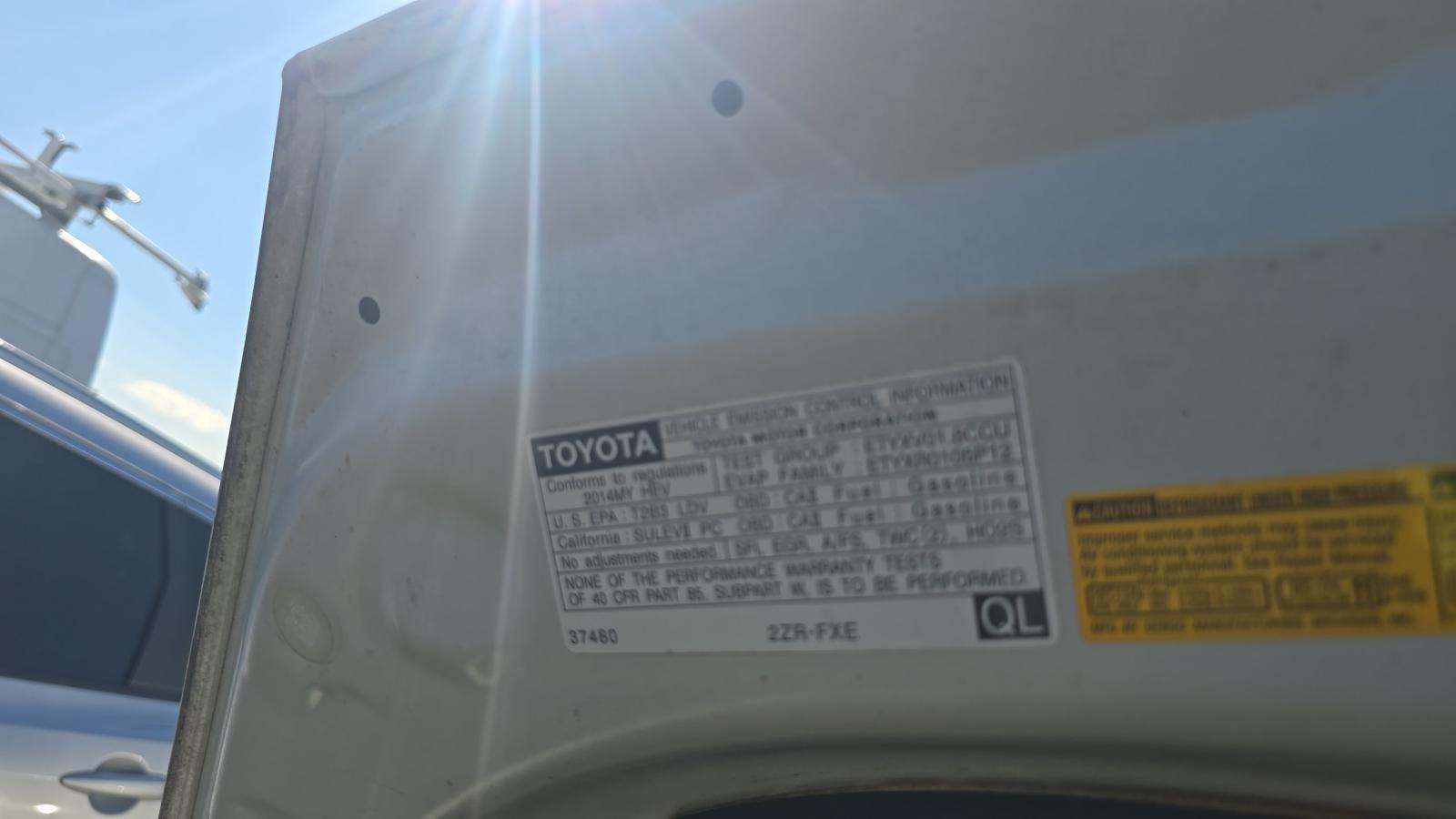 2014 Toyota Prius v Two FWD