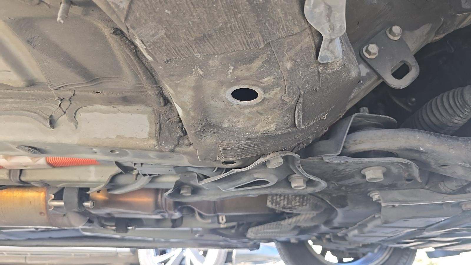 2014 Toyota Prius v Two FWD