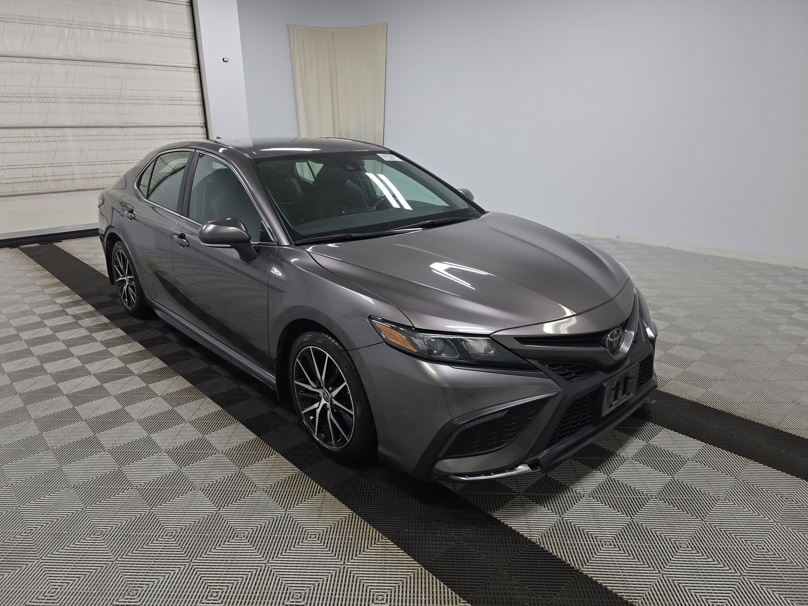 2023 Toyota Camry SE FWD