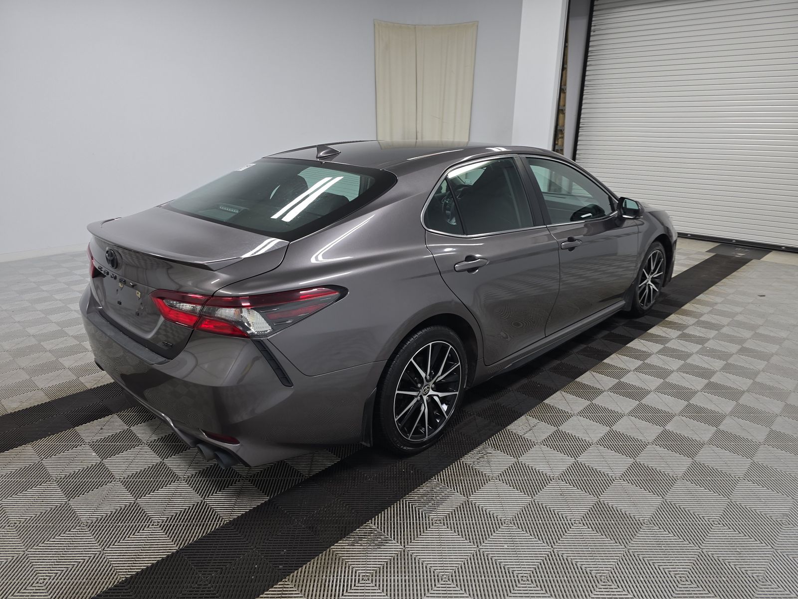 2023 Toyota Camry SE FWD
