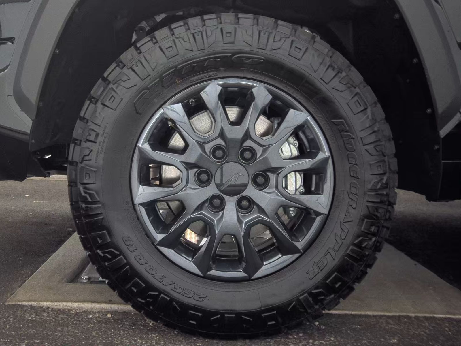 2025 Toyota Tundra SR5 RWD