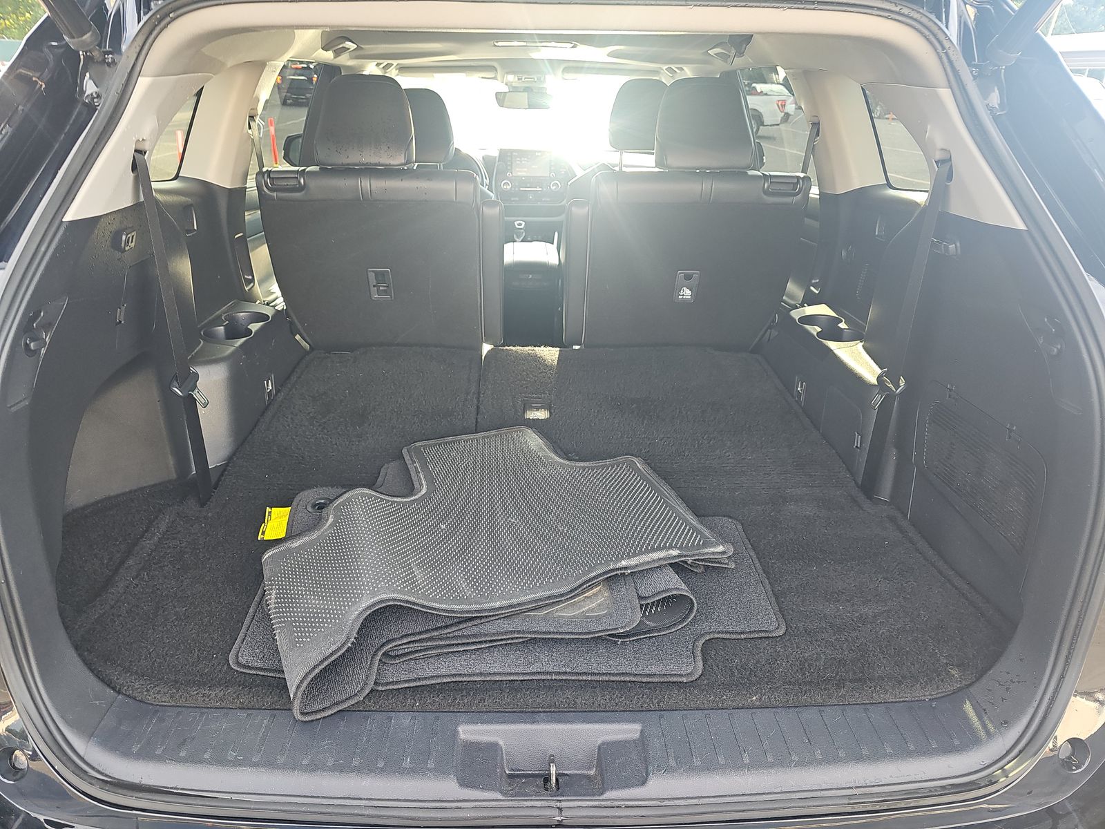 2022 Toyota Highlander Hybrid XLE FWD