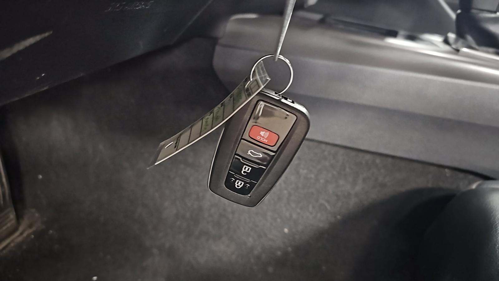 2021 Toyota Camry Hybrid SE FWD