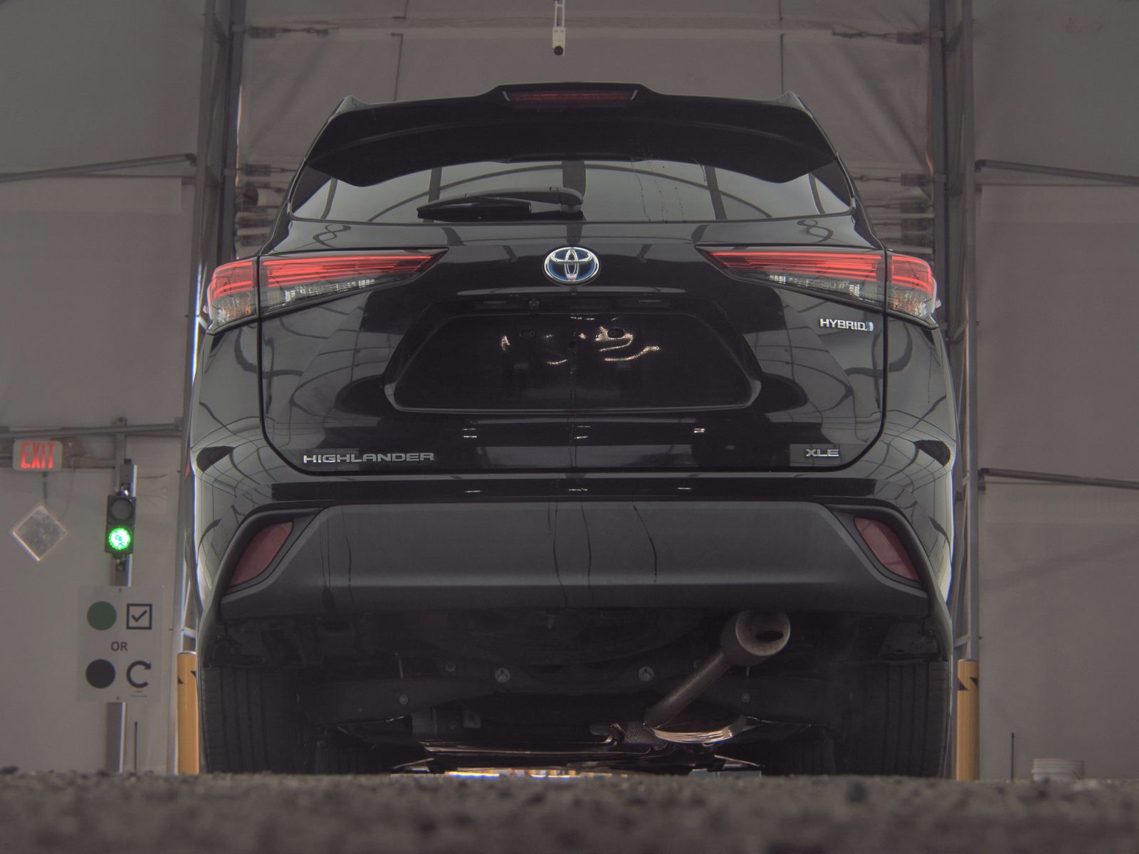 2022 Toyota Highlander Hybrid XLE FWD