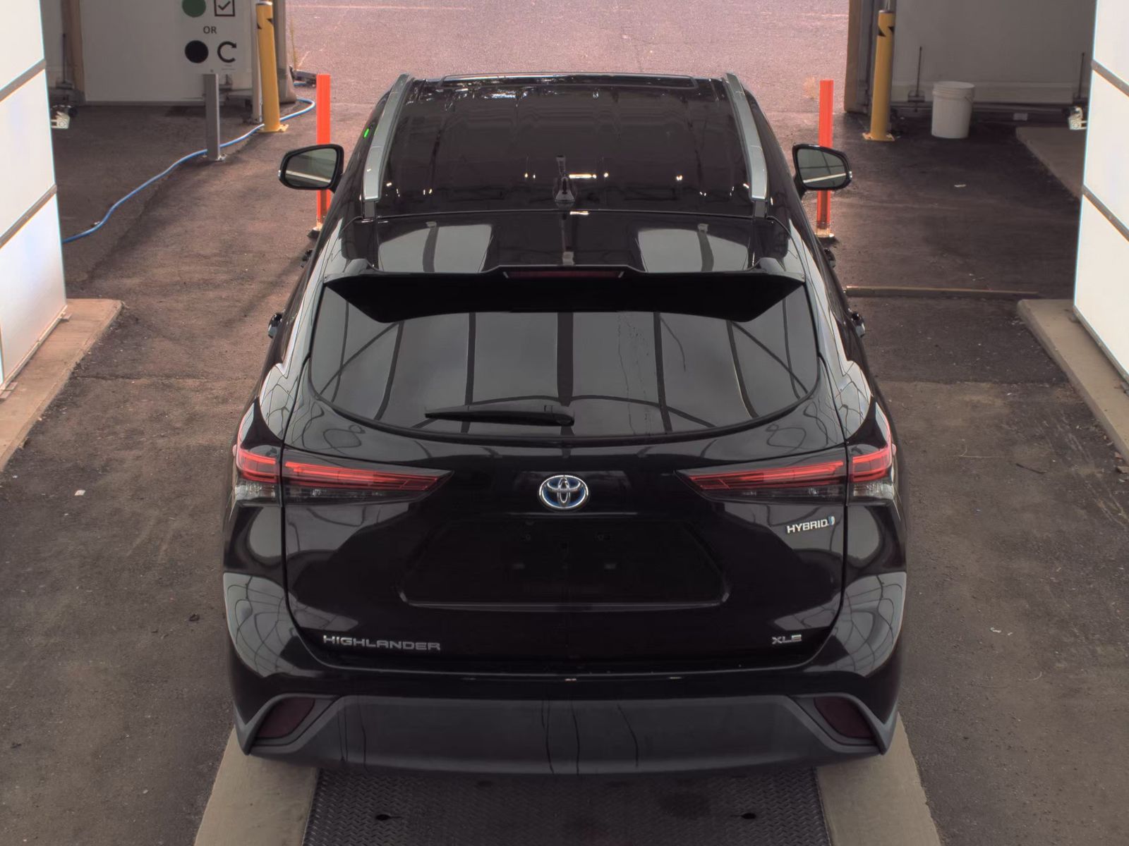 2022 Toyota Highlander Hybrid XLE FWD