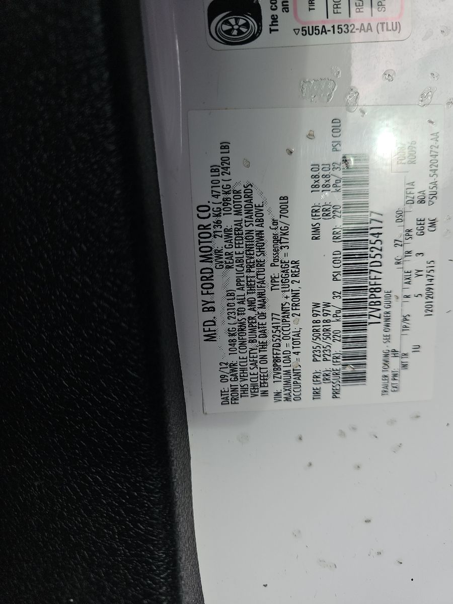 2013 Ford Mustang GT RWD