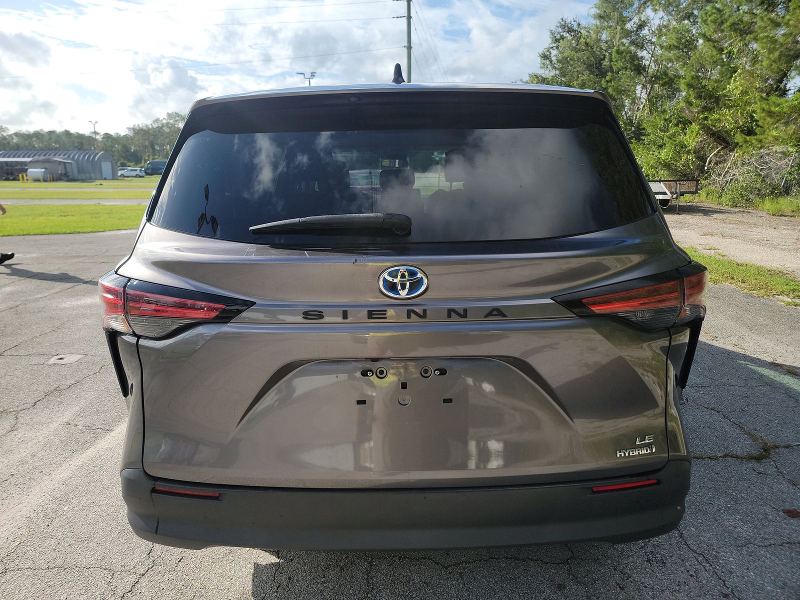 2021 Toyota Sienna LE FWD