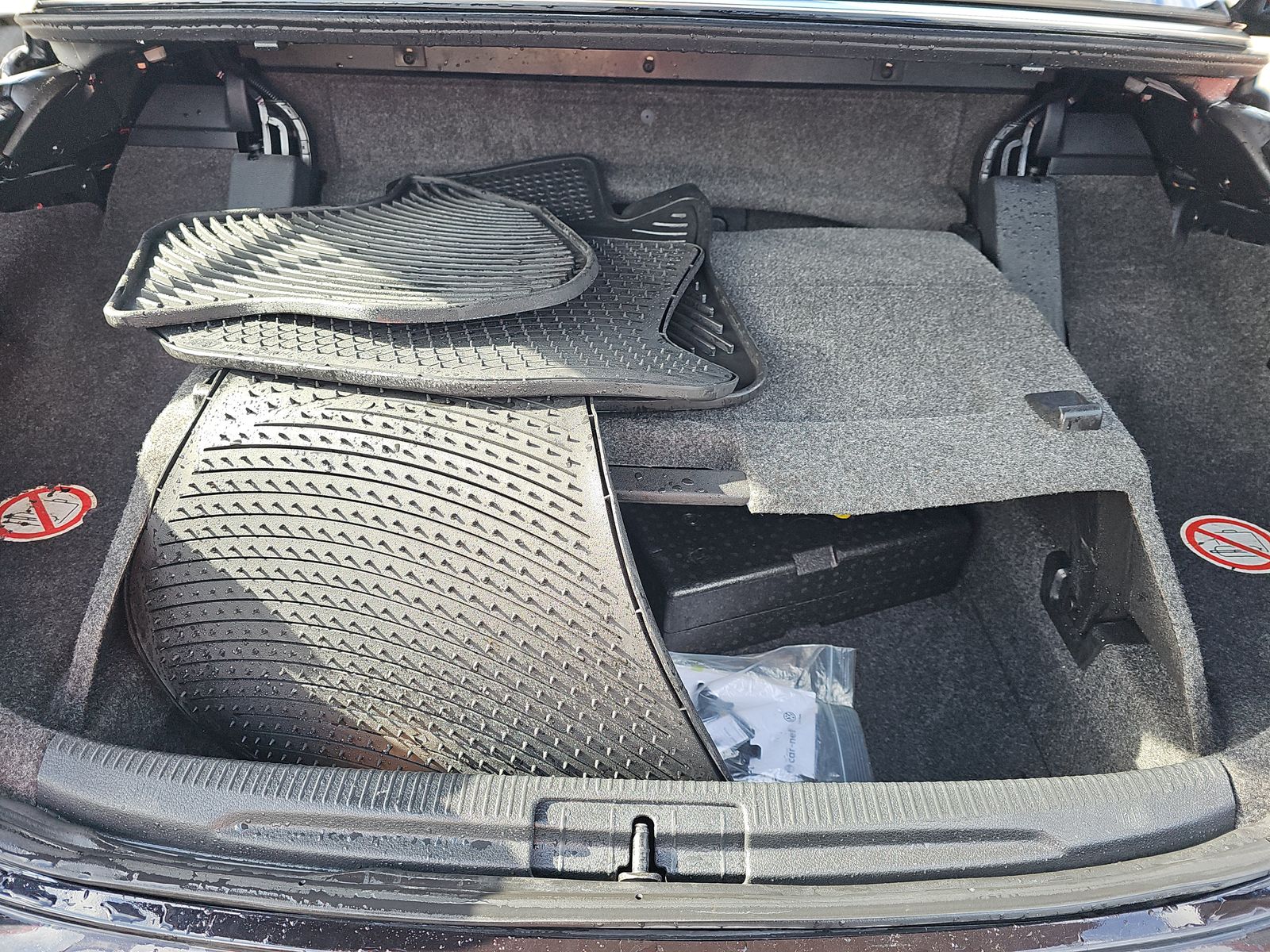 2014 Volkswagen Eos 2.0T Sport FWD