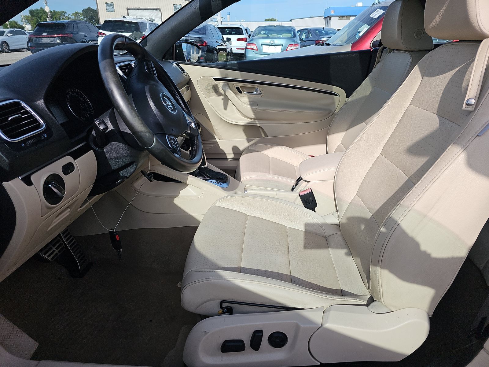 2014 Volkswagen Eos 2.0T Sport FWD