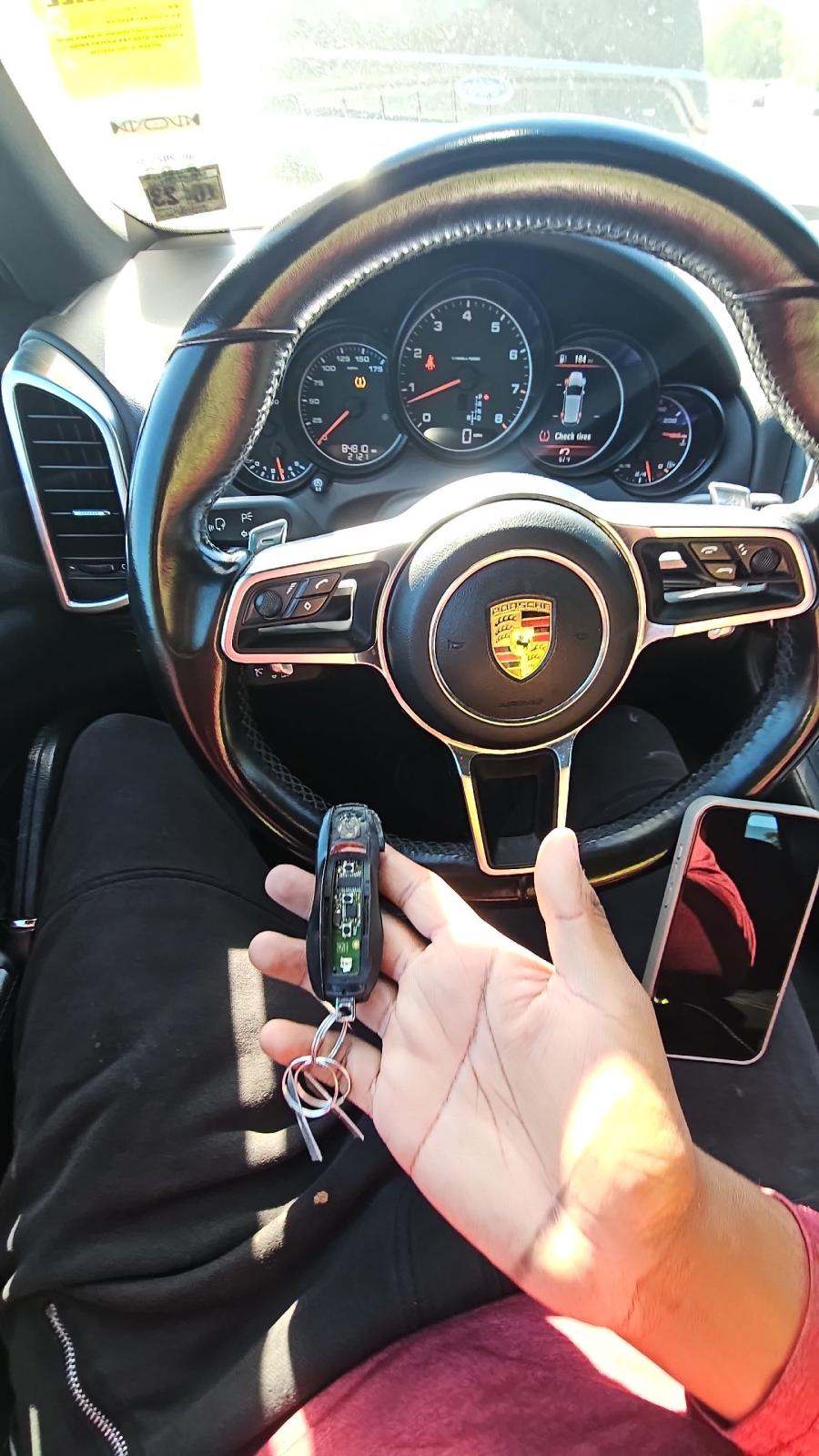 2018 Porsche Cayenne Platinum Edition AWD