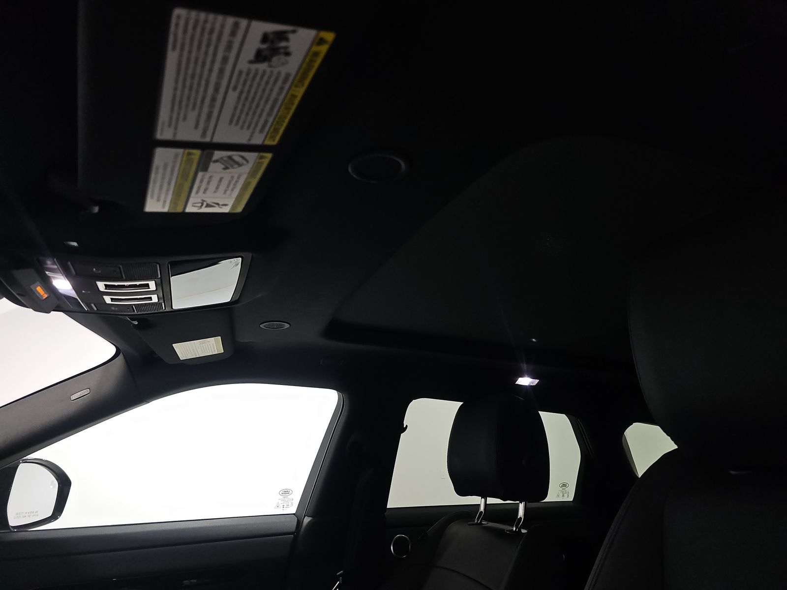 2025 Land Rover Range Rover Evoque Dynamic SE AWD