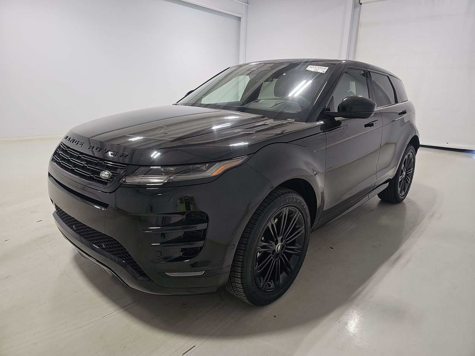 2025 Land Rover Range Rover Evoque Dynamic SE AWD