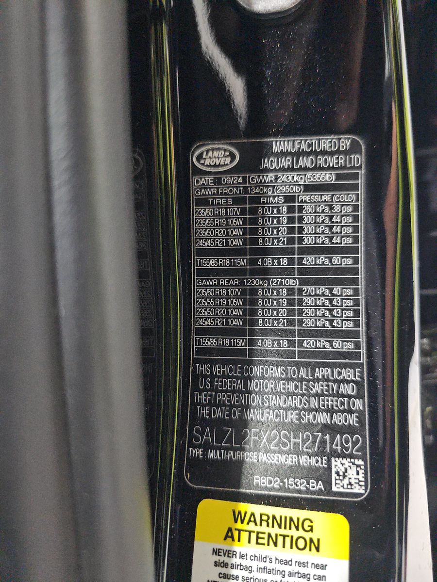 2025 Land Rover Range Rover Evoque Dynamic SE AWD