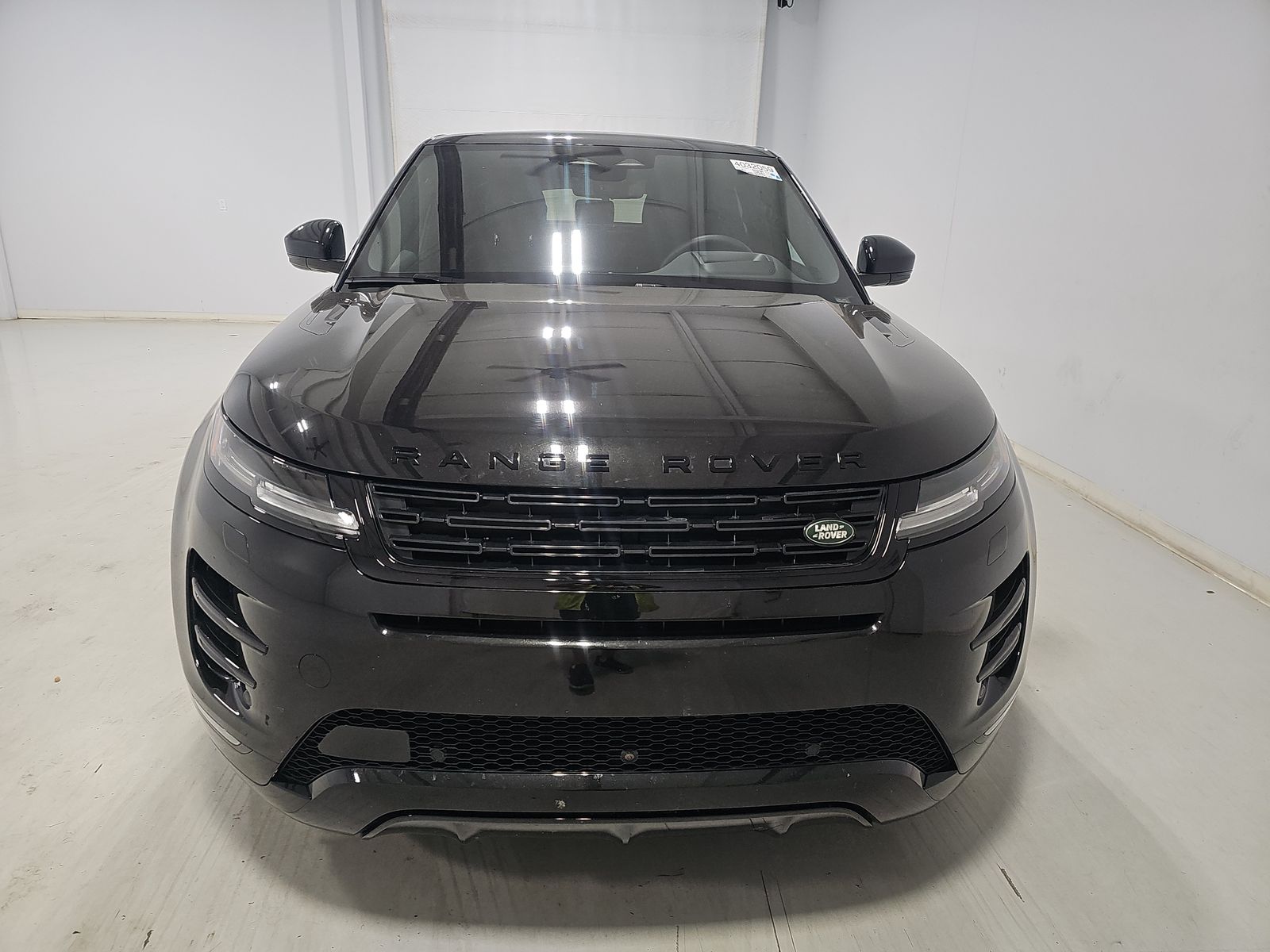 2025 Land Rover Range Rover Evoque Dynamic SE AWD