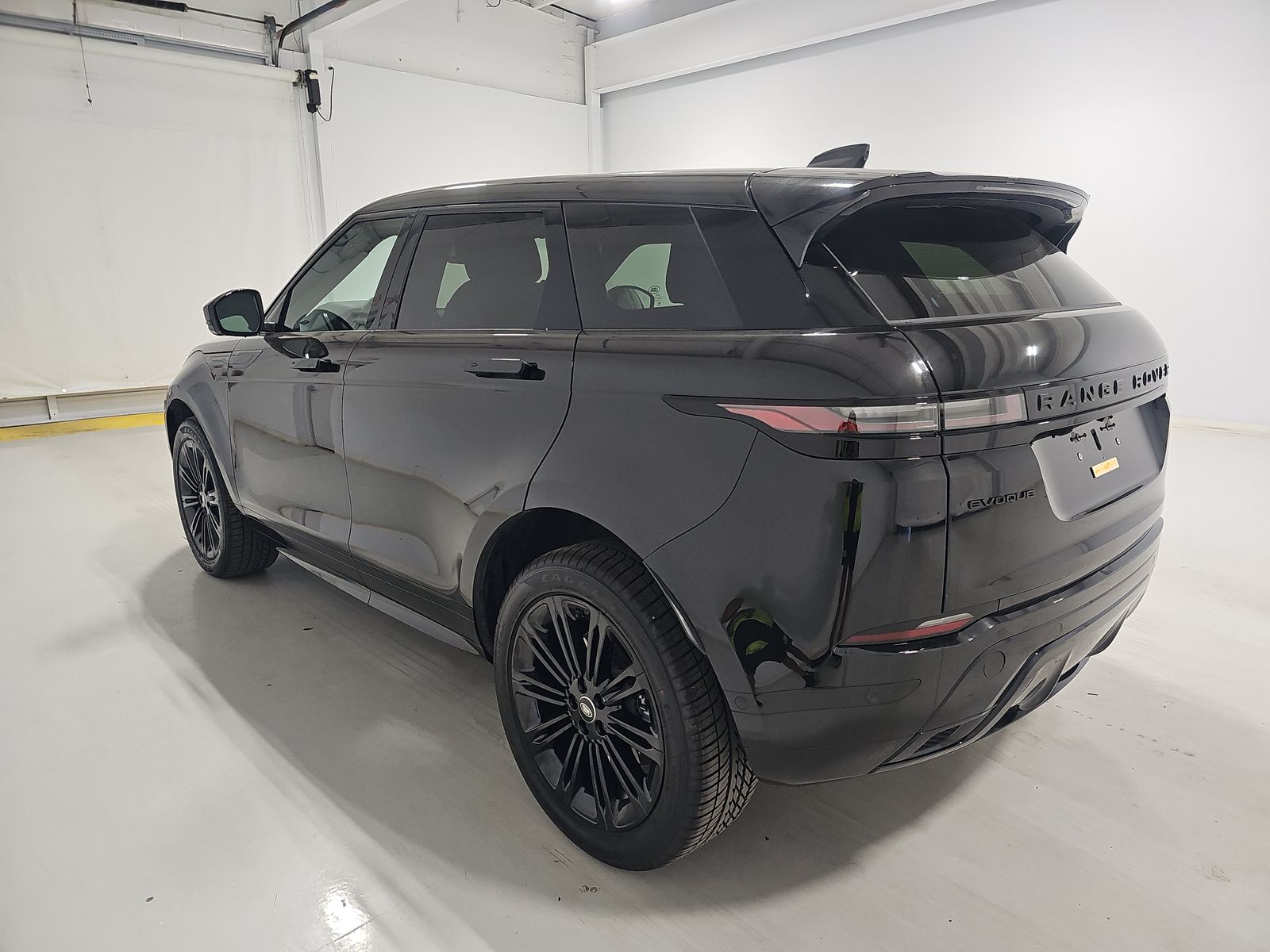 2025 Land Rover Range Rover Evoque Dynamic SE AWD
