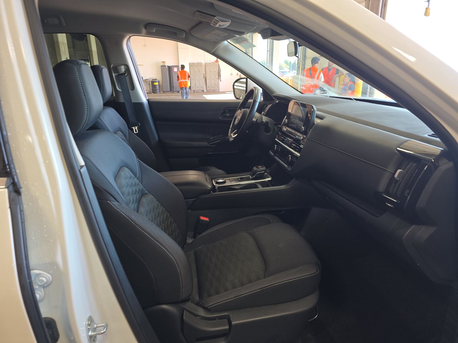 2024 Nissan Pathfinder SV AWD